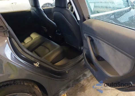 2019 Tesla Model 3 Long Range/Performance from USA, damaged, VIN 5YJ3E1EB3KF495698